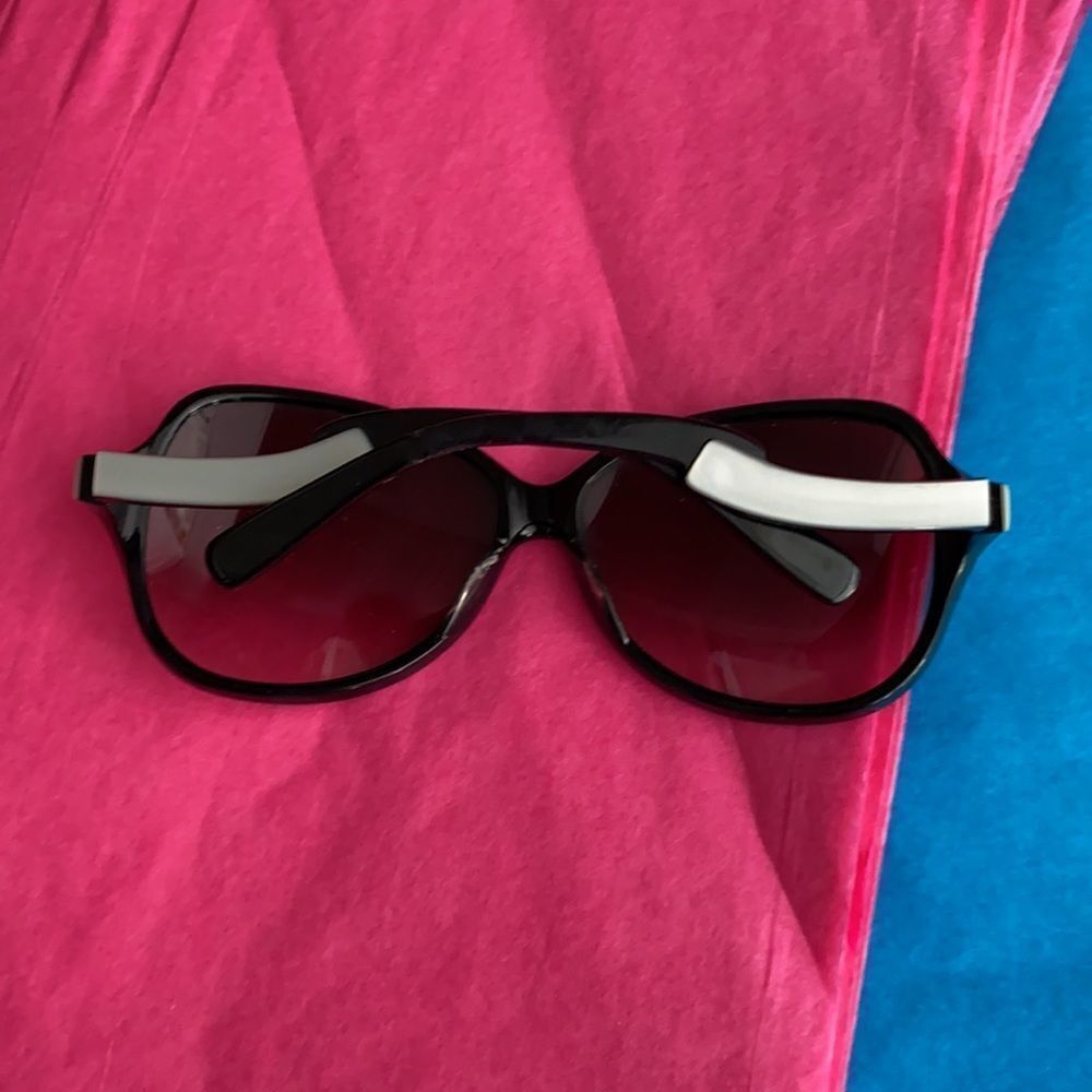 Paul Smith black and silver sunglasses - Picture 3 of 7